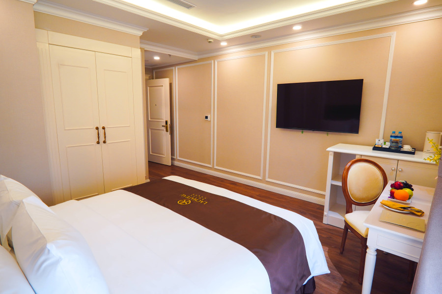 PHÒNG LACHATEAU STANDARD