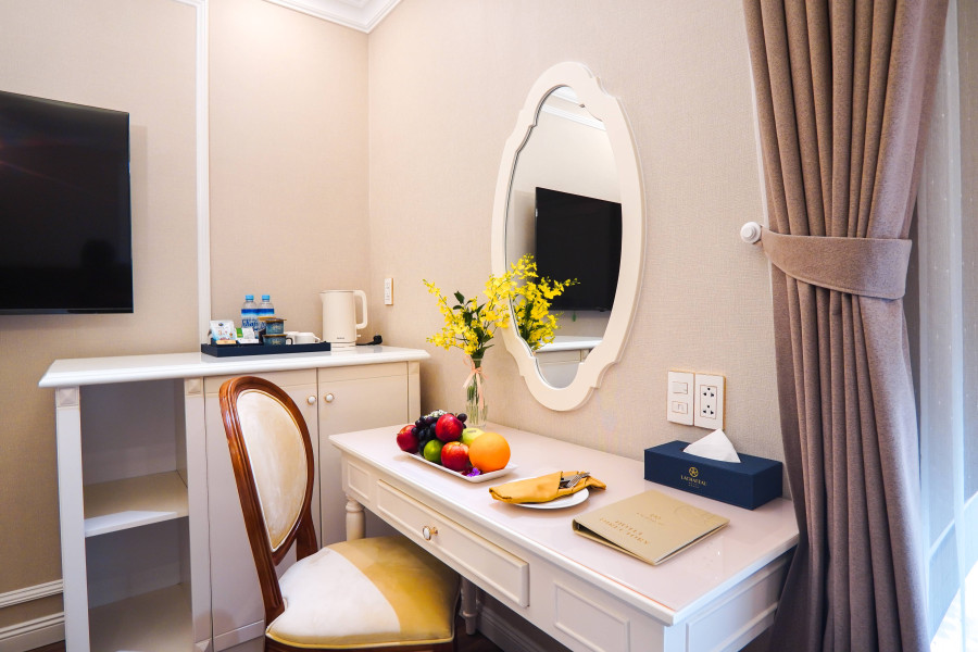 PHÒNG LACHATEAU STANDARD