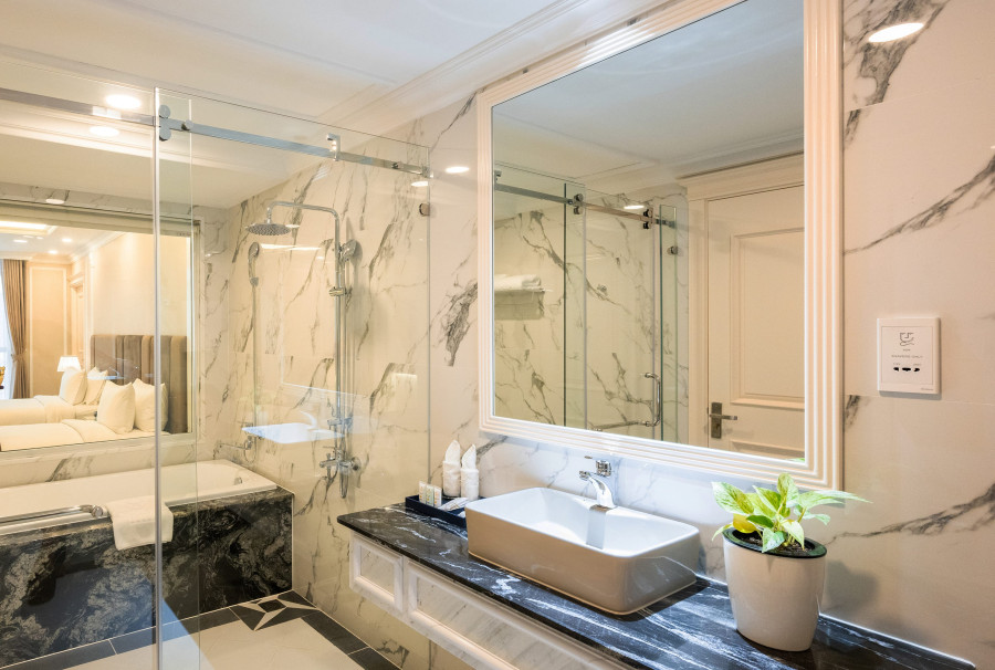 PHÒNG LACHATEAU DELUXE TRIPLE