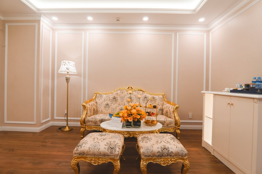 PHÒNG LACHATEAU FAMILY