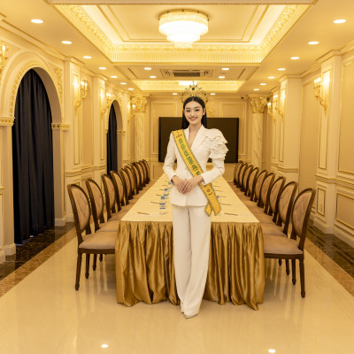 PHÒNG HỌP KING & QUEEN